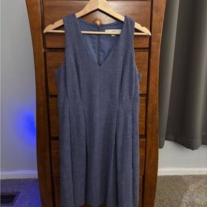 Elegant Blue Sleeveless Dress